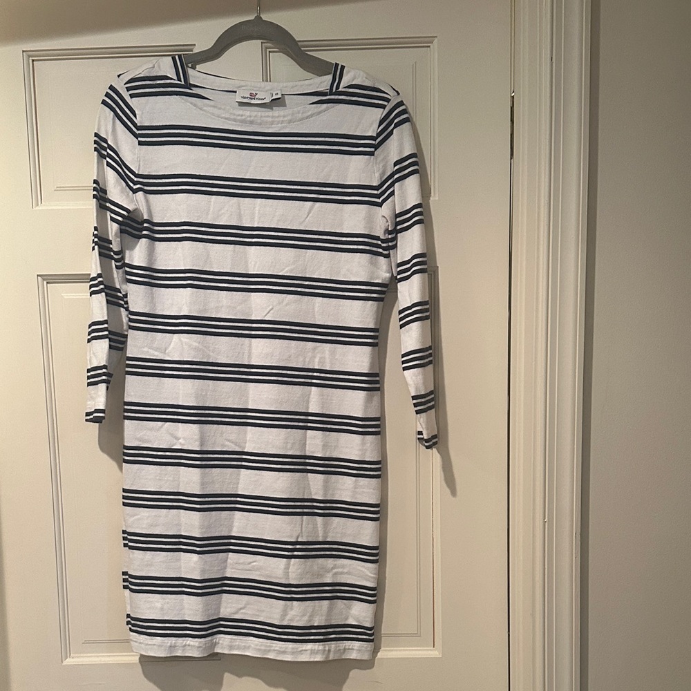 Vineyard Vines Striped Long Sleeve Dress in Navy and White